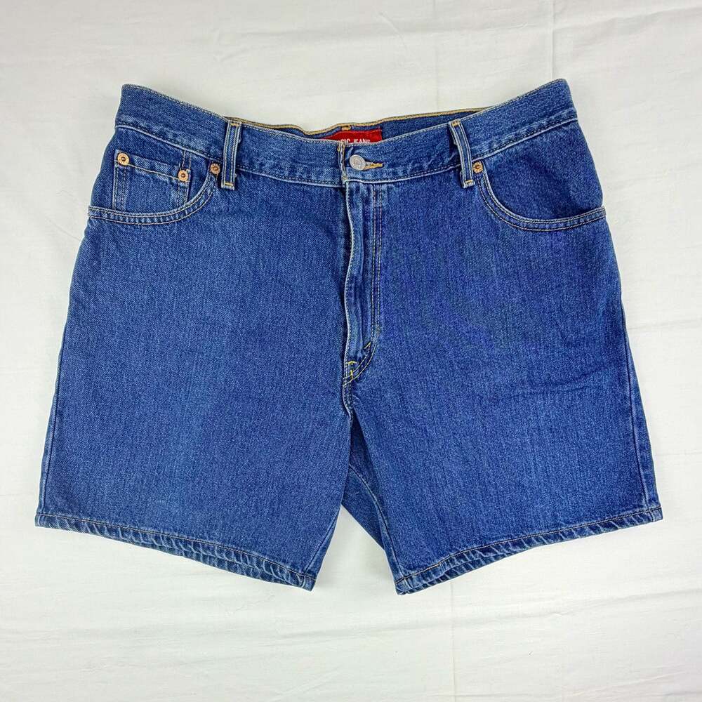 Levi's Classic Fit Denim Shorts, Size 16 MIS